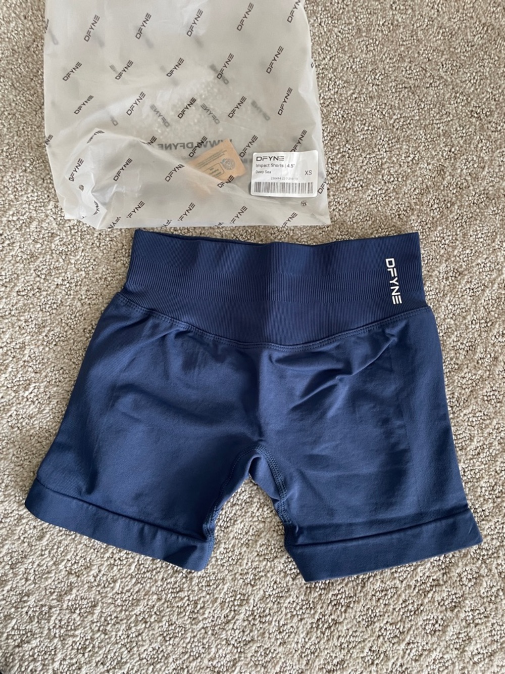 DFYNE Women's Navy Bike Shorts - High Waist Comfort